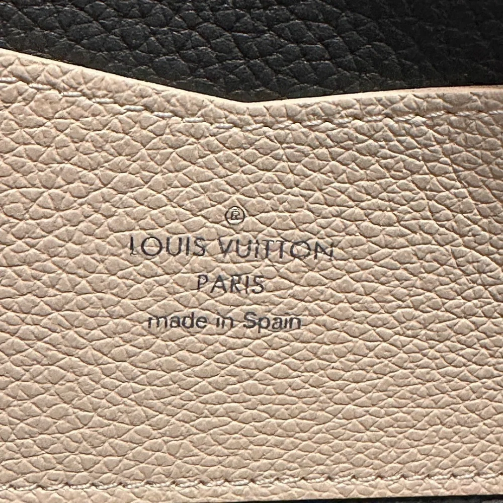 Louis Vuitton Lockme Zippy Wallet Soft Calf Leather 2018 UB4108 Red&Cream COA
